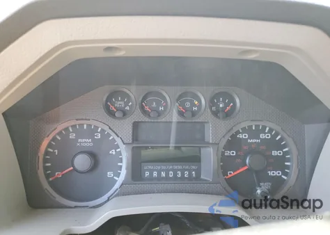 2009 Ford F550 Super Duty из США, поврежденный, VIN 1FDAF57R99EA10008